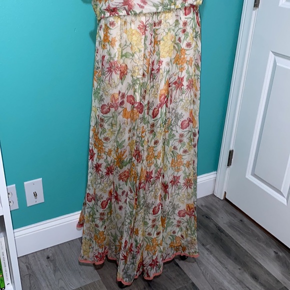 VINTAGE FLORAL SILK BLOUSE, SKIRT & SCARF | 8/10 - Picture 5 of 11